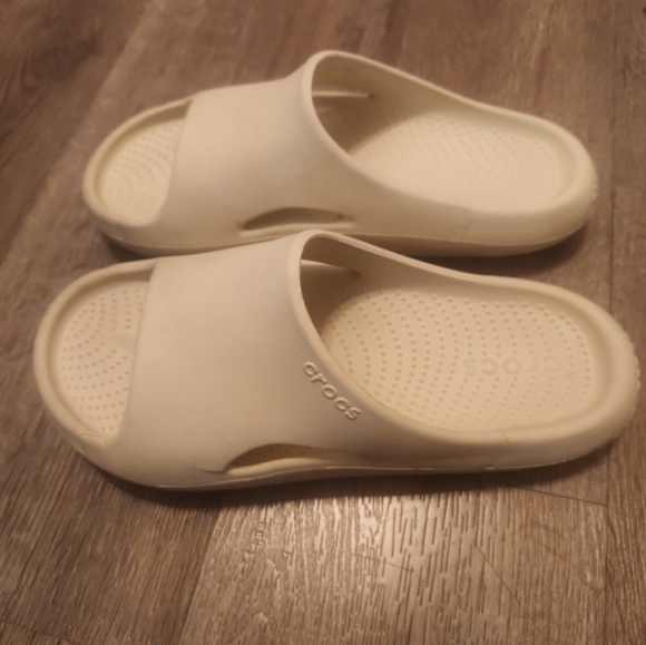 Crocs Cream Slide Sandals